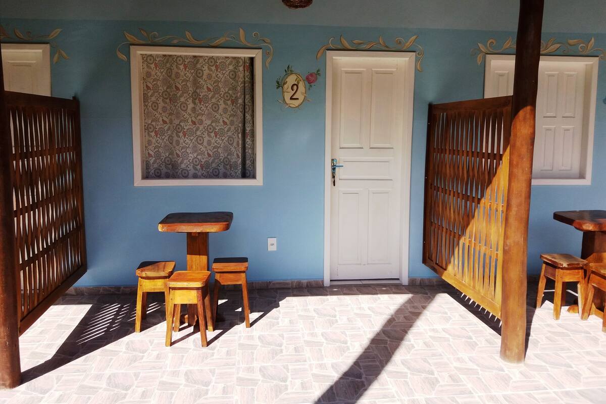 Chambre Triple Junior, vue jardin | Coffres-forts dans les chambres, fer et planche à repasser