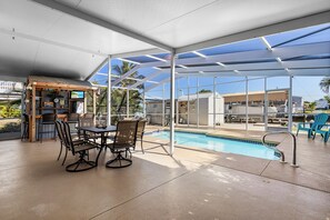 Pool - Waterfront 2BR/2BA Retreat with Pool, Outdoor Bar & Boat Lift – St. James City, FL (Saint James City)
