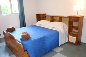 Room - Garden Suite Apartment 3 minutes to the beach and the port (Trou D'eau Douce)