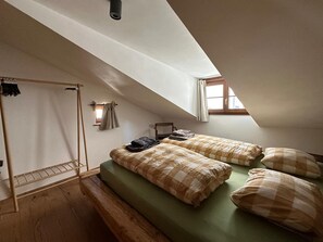 Fer et planche à repasser, Wi-Fi, draps fournis