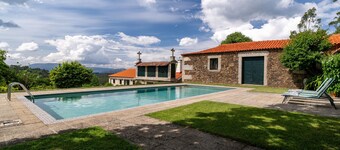 Eira Country House Holiday Home with Mountain View and Pool
