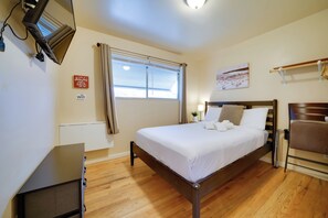 Apartment (4 Bedrooms) | Interior - Walk to Othello Park & Light Rail: Quiet Escape (Seattle)