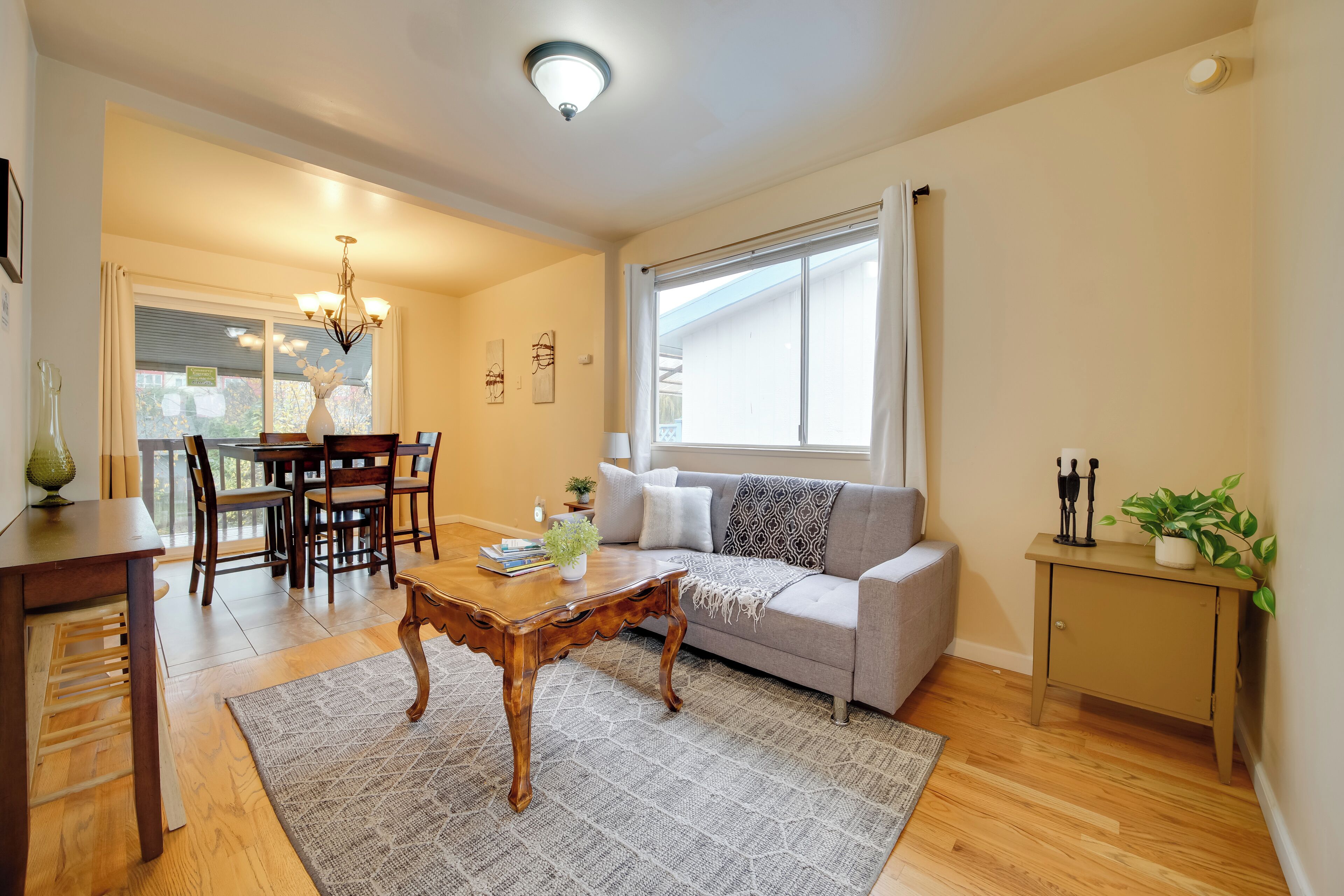 Apartment (4 Bedrooms) | Front of property