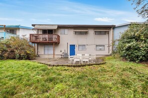 Apartment (2 Bedrooms) | Interior - 6 Mi to Downtown Seattle: Step-free Apt w/ Patio (Seattle)