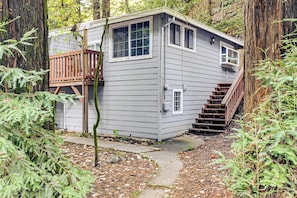 House (2 Bedrooms) | Interior - Russian River Retreat! Woodsy Guerneville Bungalow (Guerneville)