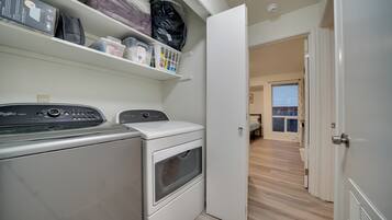 Hus (2 Bedrooms) | Innvendig