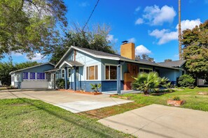 House (3 Bedrooms) | Interior - Hot Tub, Patio & Outdoor Games at Visalia Home (Visalia)