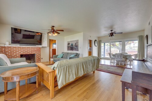 Hot Tub, Patio & Outdoor Games at Visalia Home