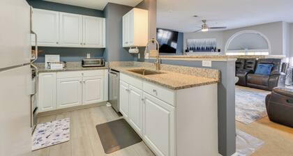 9 Mi to Uncg & Dtwn: Suburban Family Condo