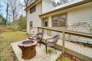 House (2 Bedrooms) | Interior - 5 Forested Acres! Peaceful Retreat 4 Mi to Helen (Sautee Nacoochee)