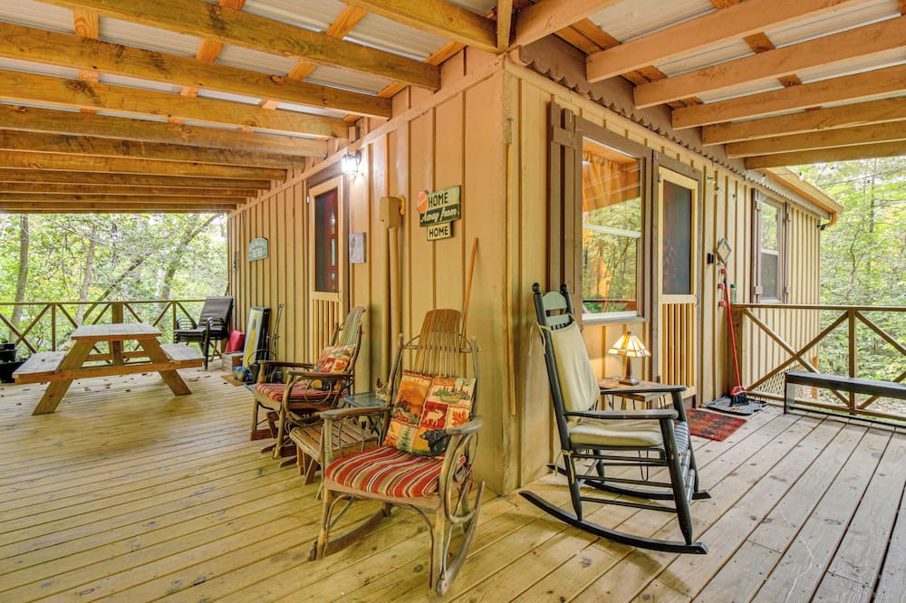 Hike & Fish: Wooded Cabin Near Downtown Helen