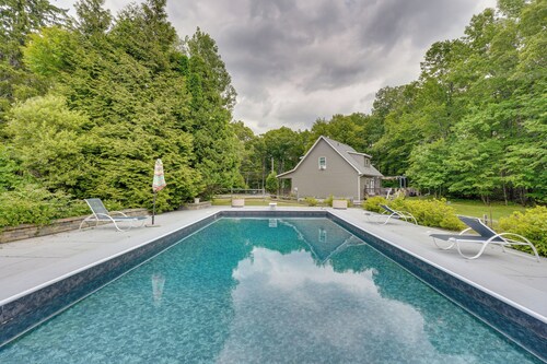 7 Mi to The Walkway: Hudson Valley Adventure Base