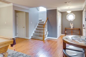 Interior - Centrally Located Hampton Roads Home w/ Game Room! (Portsmouth)