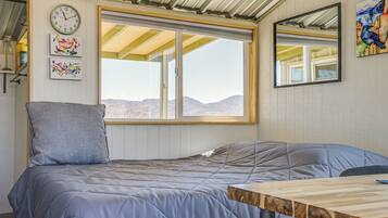 Apartment (0 Bedroom) | Interior