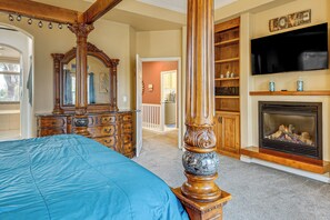 House (5 Bedrooms) | Interior - Napa Nearby! Large Home w/ Hot Tub & Dtwn Access (Suisun City)