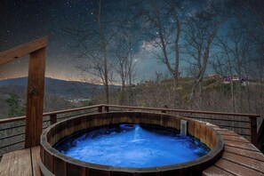 Bain à remous extérieur