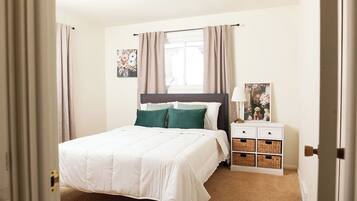2 Schlafzimmer, Bügeleisen/Bügelbrett, WLAN