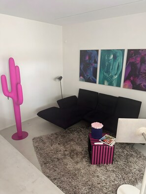 Interior - Modern Apartment by the Park, Near University, with Grill Terrace (Paderborn)