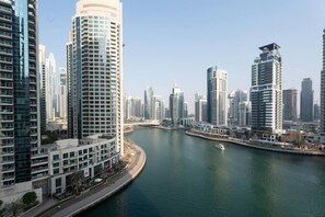 Room - Modern 1BR at Liv Residence (Dubai)