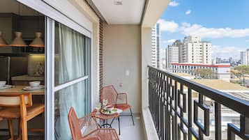 基本公寓 | 室外用餐