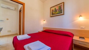 Huoneisto, 2 makuuhuonetta, esteetön, patio | 2 makuuhuonetta