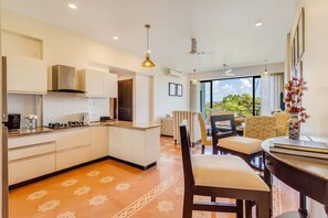 Apartment | 2 bedrooms - Serene Candolim 2bhk With Infinity Pool (Candolim)