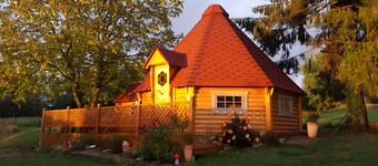 Unusual Room 'L'Écureuil' – Finnish Kota Near Jura