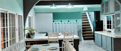 House, 3 Bedrooms | Dining room