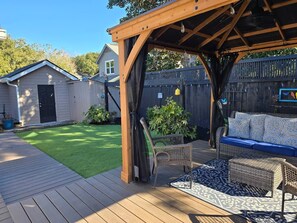 Terrace/patio - Old Village Home w/ Huge Patio-Beach & CHS in 10 Mins! STR#ST260017 BL#20124322 (Mount Pleasant)