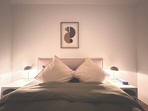 3 chambres, fer et planche à repasser, Wi-Fi gratuit, draps fournis