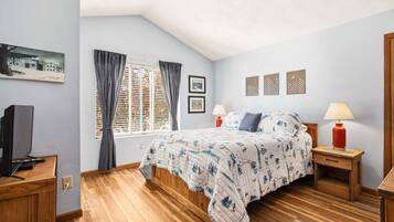 Condo, 1 quarto | 1 quarto, ferros/tábuas de passar roupa, Wi-Fi de cortesia