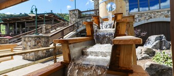 七泉Sunridge滑雪進出一臥室公寓  