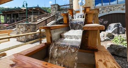 Seven Springs Sunridge 1 Br Condo, Ski-in/out 1 Bedroom Condo