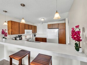 Kondominium, 2 kamar tidur | Dapur pribadi | Lemari es, oven, mesin pembuat kopi/teh, dan pemanggang roti