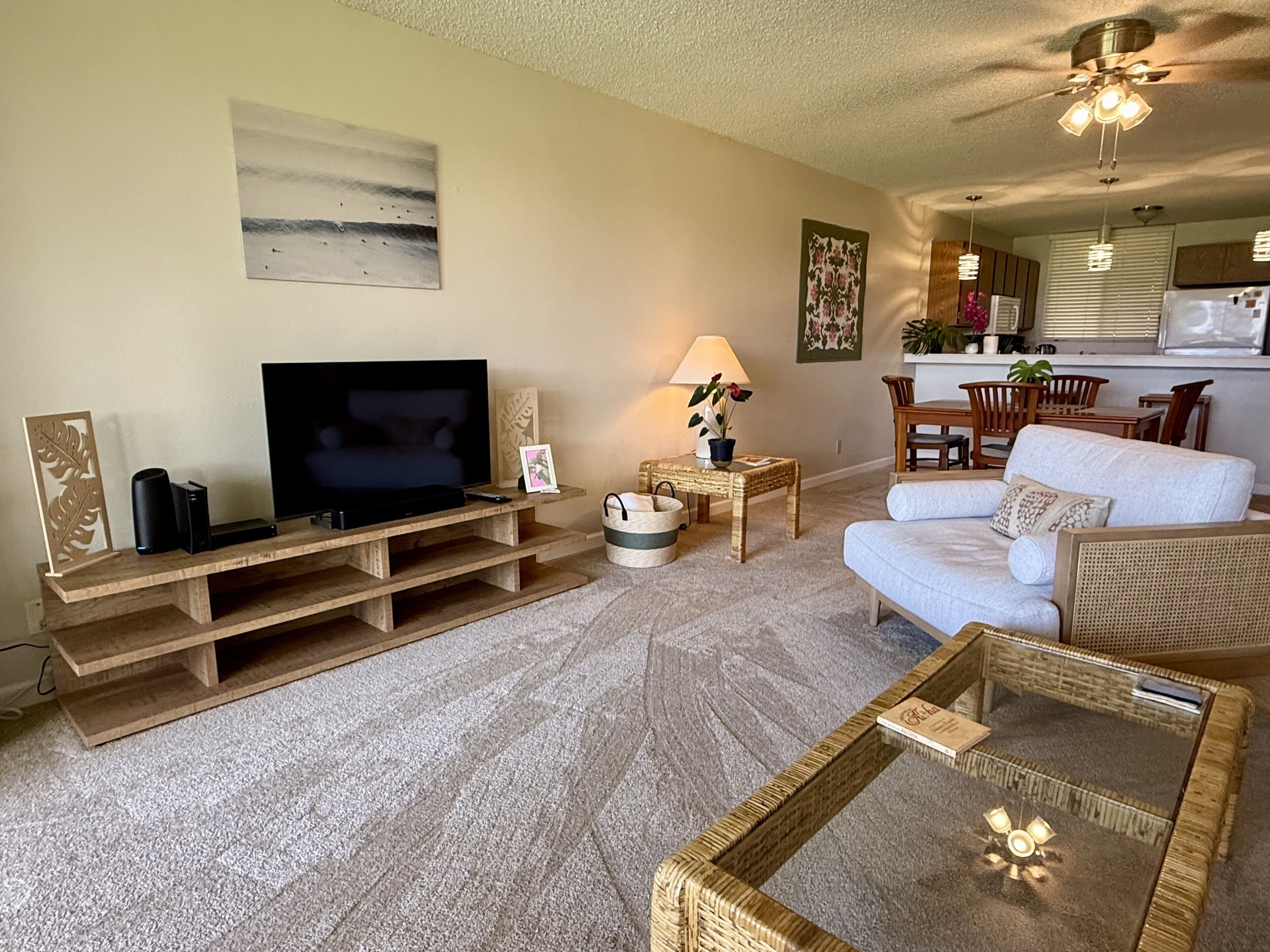 Condo, 2 Bedrooms | Living area | Smart TV