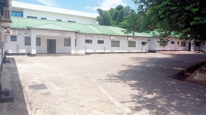 Exterior - Acamms Lodge (Lusaka)