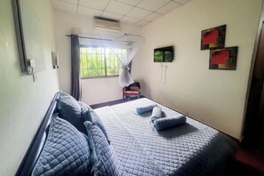 Double Room, Non Smoking, Air conditioning | Free WiFi - Acamms Lodge (Lusaka)