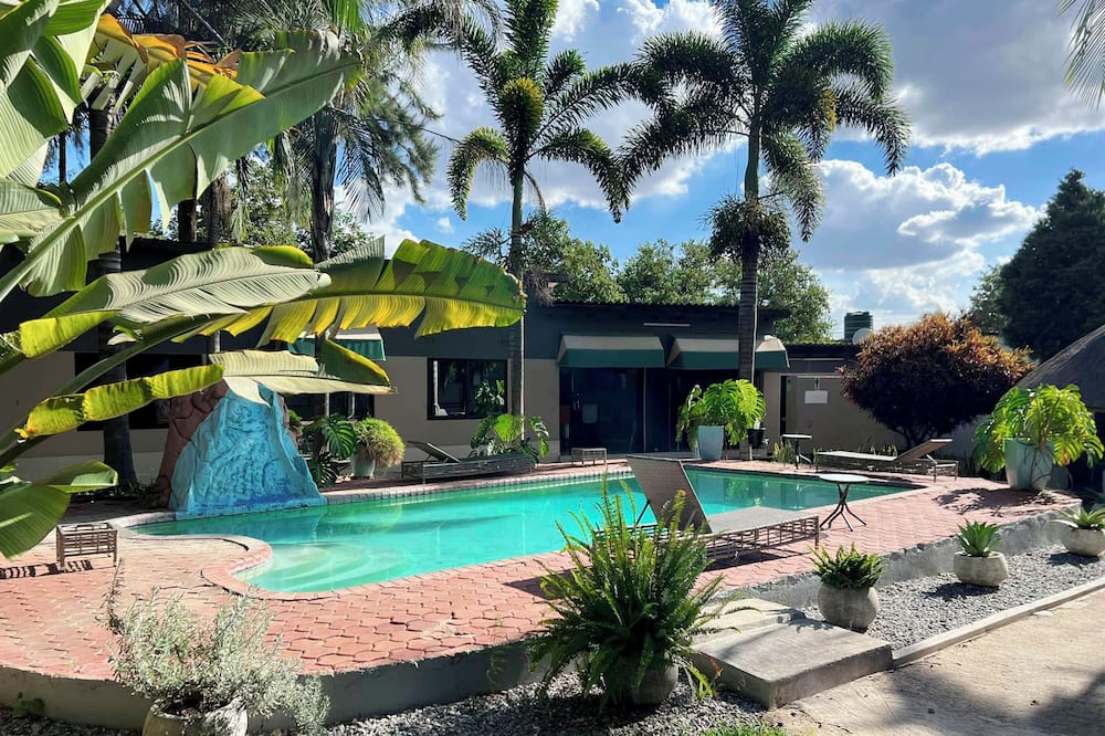 Acamms Lodge