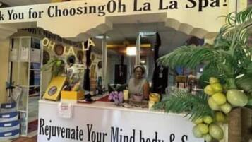 Bañera de hidromasaje privada