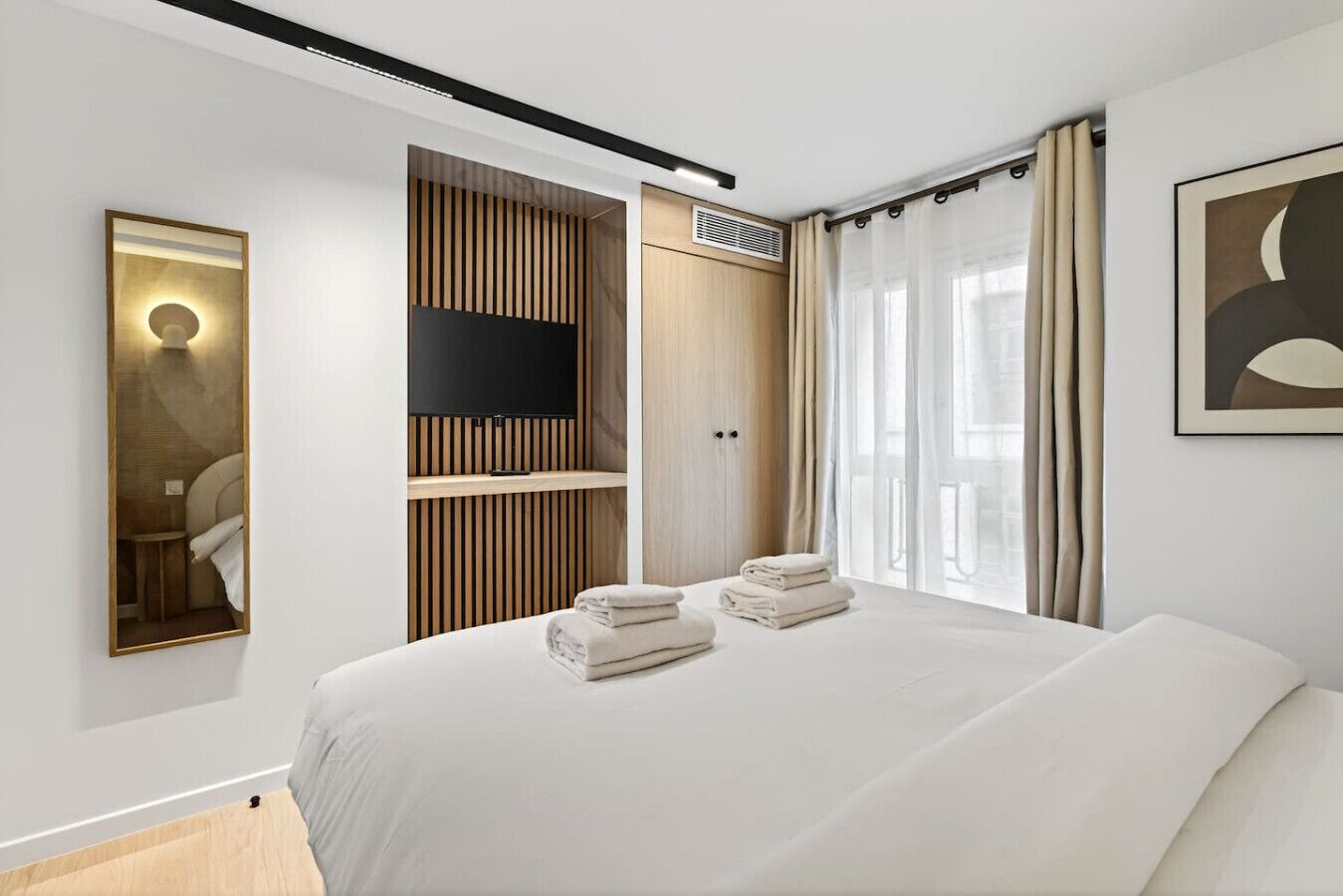 熨斗/熨衫板、可攜式嬰兒床、Wi-Fi、床單