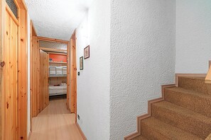Standard Apartment, Multiple Bedrooms, 2 Bathrooms (Appartamento I 2 Pini) | Interior - Appartamento I 2 Pini (Sauze d'Oulx)