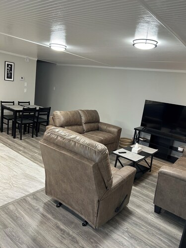 Holley Rentals NEW 2 bedroom apartment