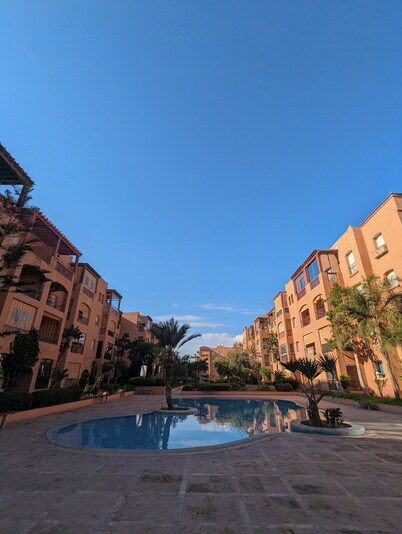 Appartement à 5 min de la plage, piscine et parking privé