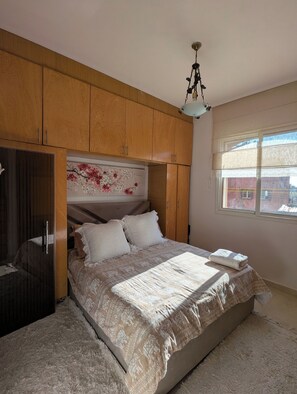 2 bedrooms, Internet