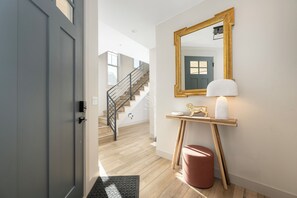 Interior - newly constructed 3 bedroom, vaulted ceilings, private deck with views (Granby)