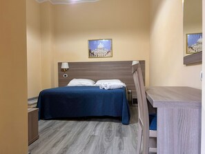 Room - Accommodation Coral (Roma)