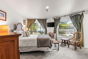 6 bedrooms, desk, iron/ironing board, free WiFi - Ski Team 14: Two Homes, One Unforgettable Experience! (Park City)