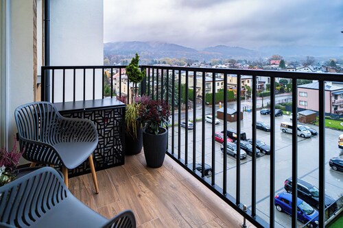 ApartSanok - Apartament Widokowy 27-49