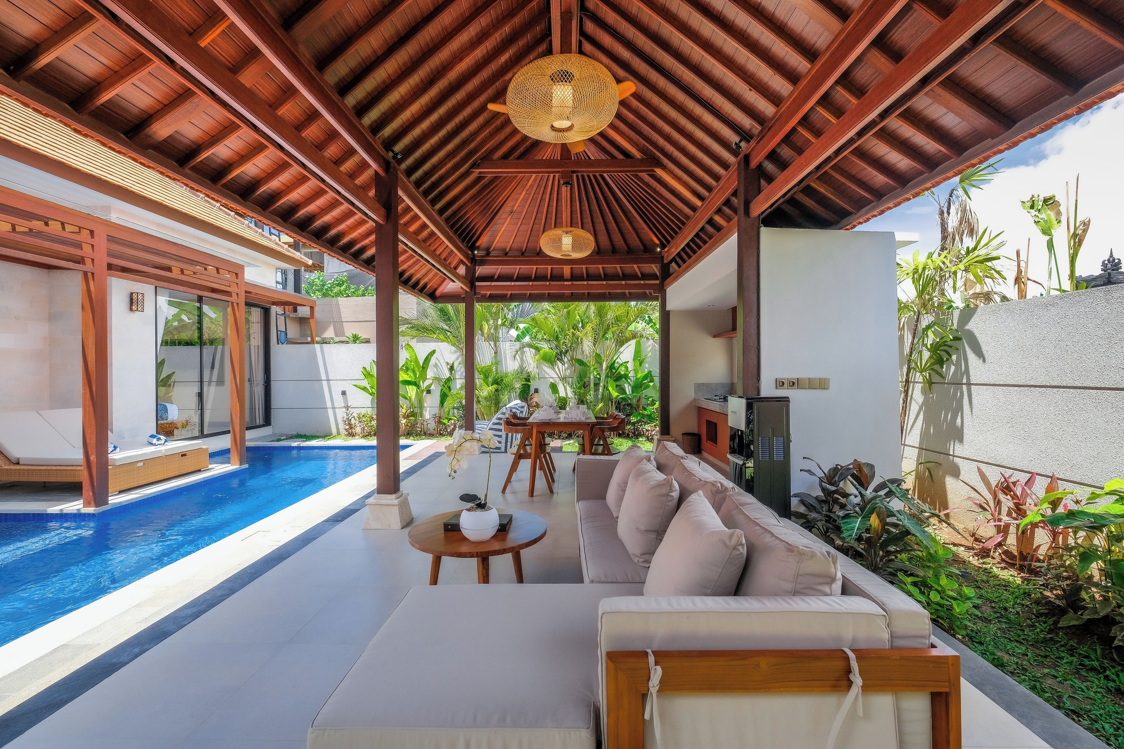 Villa, 2 Bedrooms, Pool View | Private kitchen