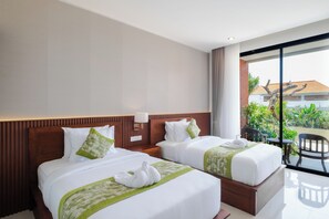 Bàn, truy cập Internet không dây miễn phí 